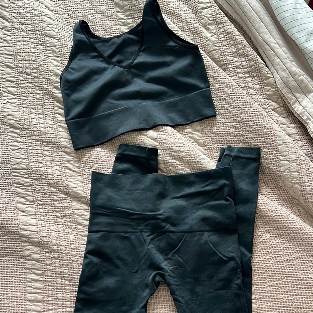 Spanx Camo Sports Bra and Leggings Set